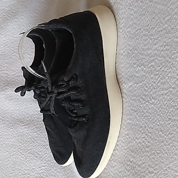 Allbirds WR Black Wool Runners Size 11 - Picture 2 of 8